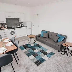 Florence Avenue, 2 Doncaster